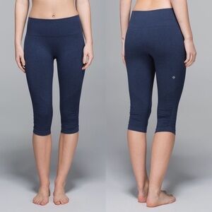 Lululemon In The Flow Crop Legging in Navy